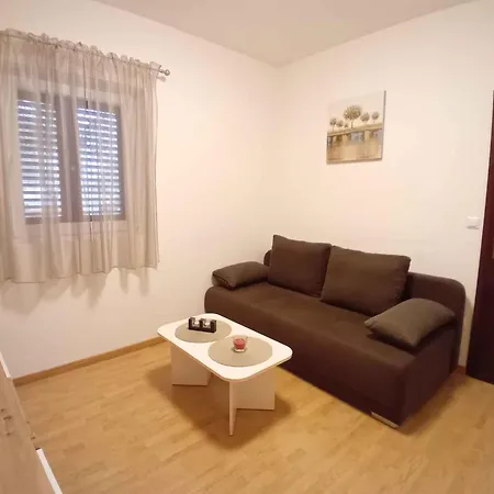 In Mali Vareski/istrien 8693 Apartmán Mali Vareški