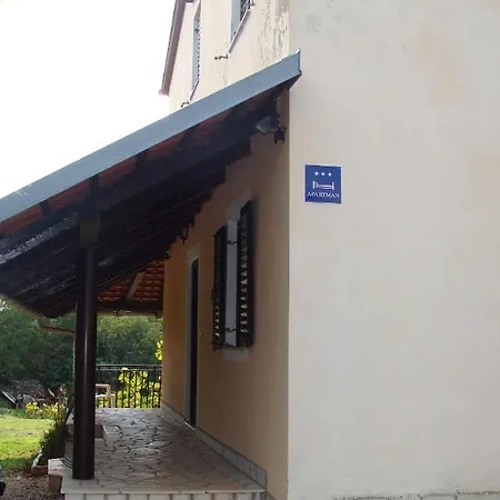 In Mali Vareski/istrien 8693 Mali Vareški